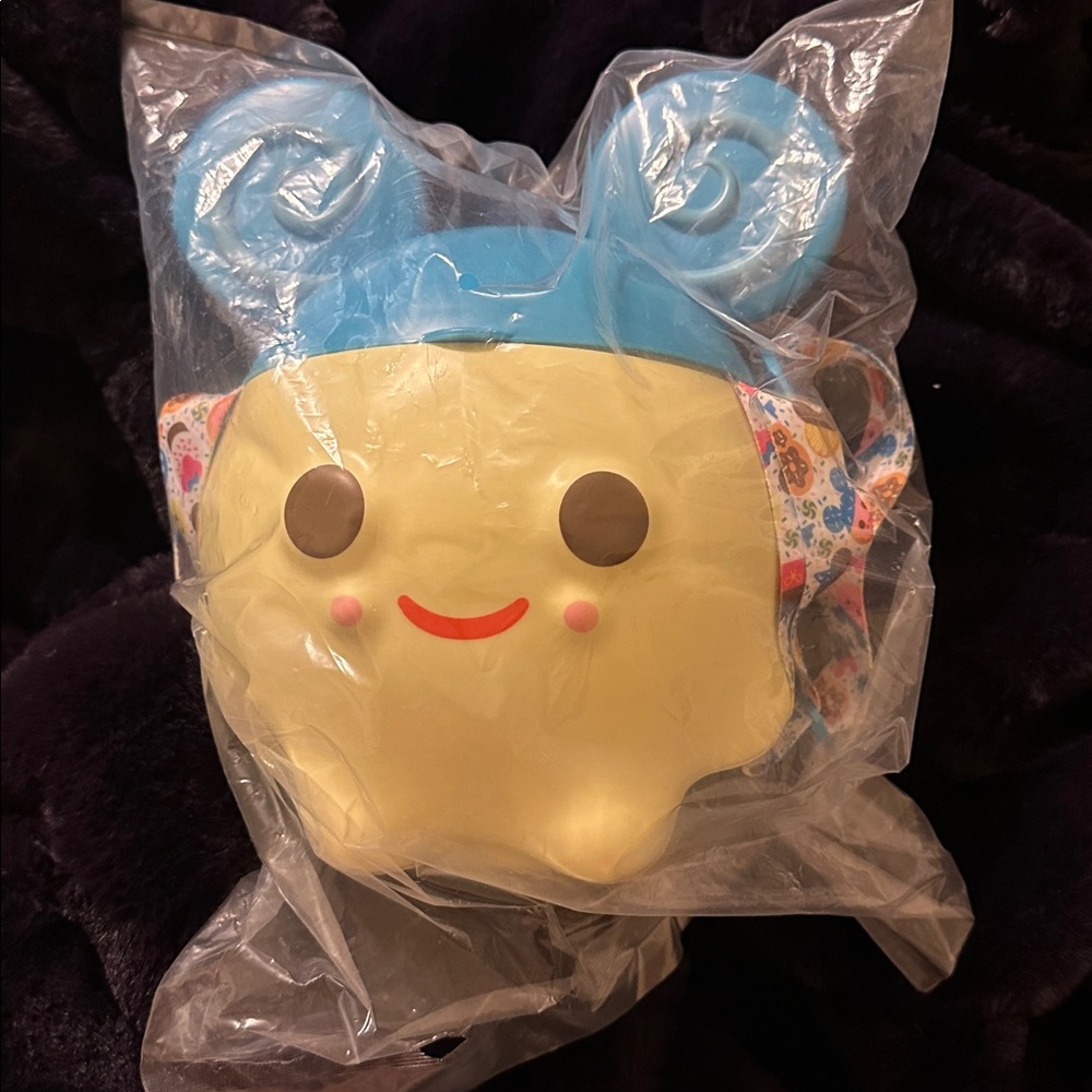 2025 Disneyland Downtown Disney World of Sweets Poppi Popcorn Bucket & Lanyard - Picture 4 of 5